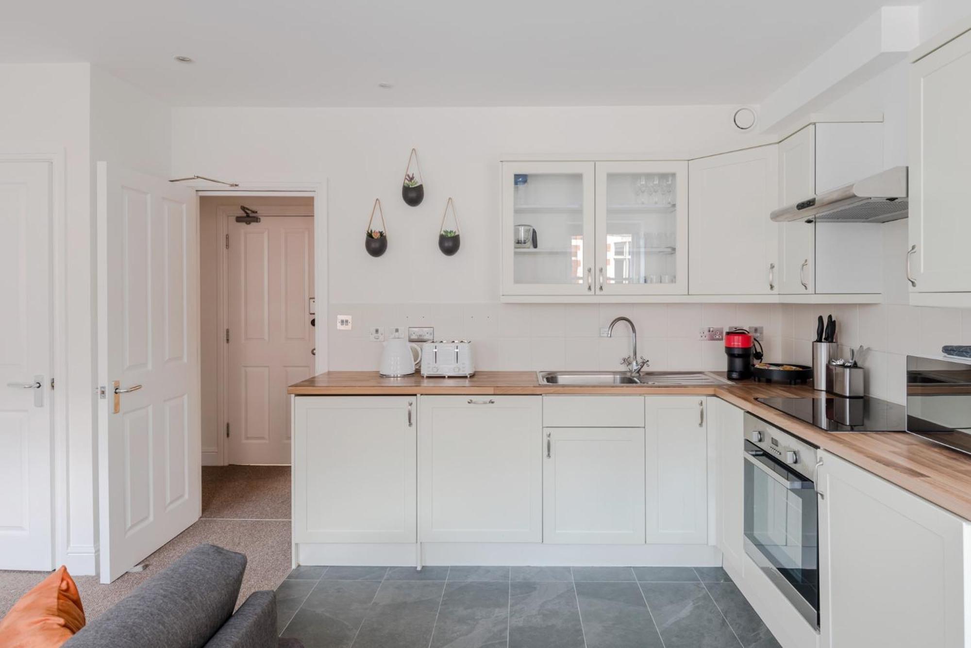 The Sensual Breeze - Fitzrovia - Frankie Says Apartment London Bagian luar foto