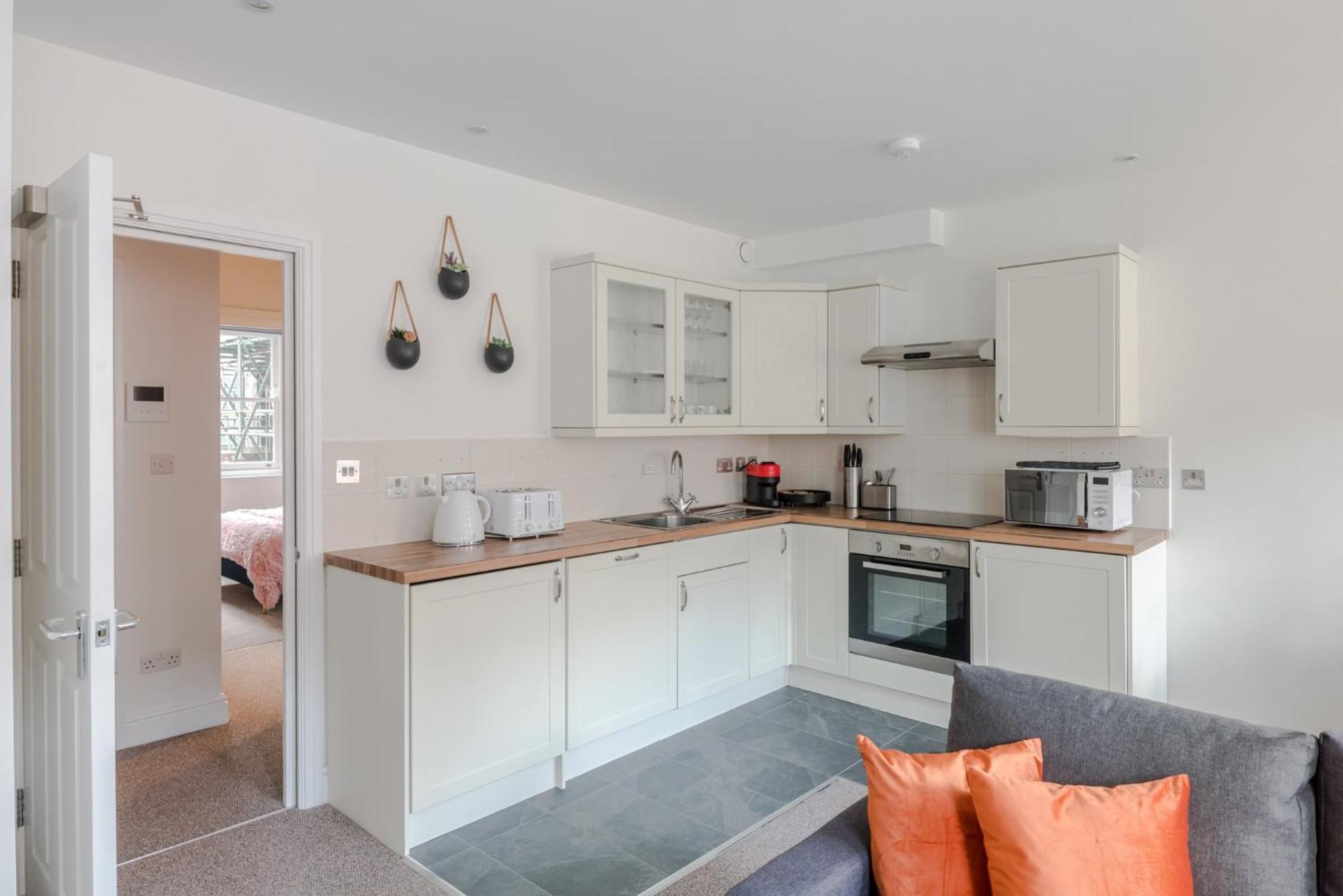 The Sensual Breeze - Fitzrovia - Frankie Says Apartment London Bagian luar foto